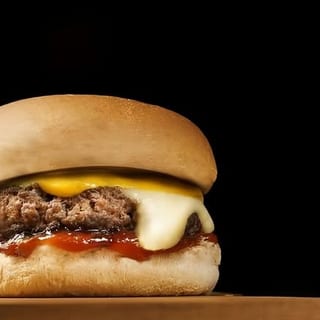 CHEESE BURGER